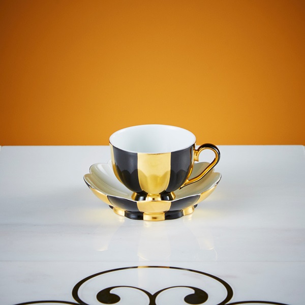 bacha-coffee-cup-and-saucer-hoffmann-black-and-gold-80ml-1000x1000