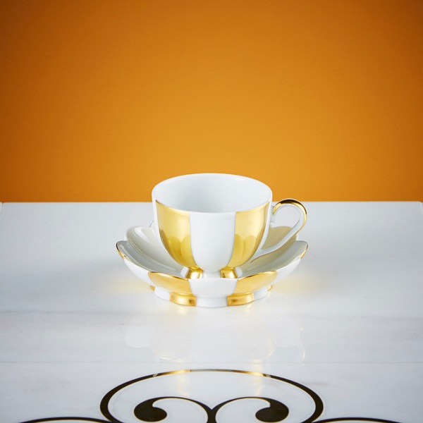 bacha-coffee-cup-and-saucer-hoffmann-white-and-gold-80ml-1000x1000