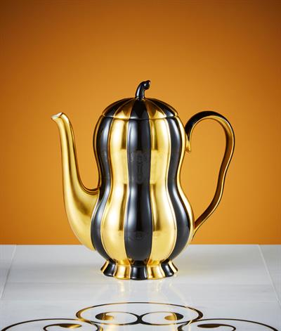 Hoffmann Coffee Pot in Black And Gold