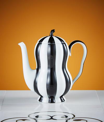 bacha-coffee-pot-hoffmann-black-and-white-550ml