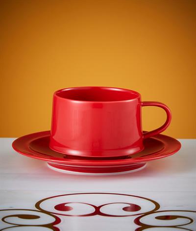 Signore Coffee Cup And Saucer in Red